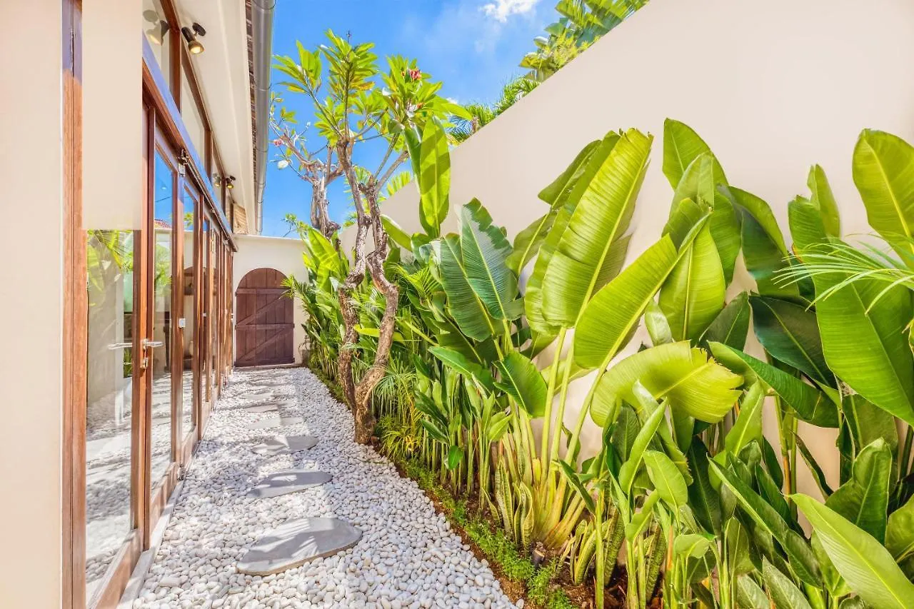 Villa Manila - New 3Bdr Villa At A Prime Location Seminyak